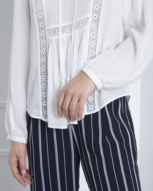 Ecru blouse met kanten bies viviana ecru.