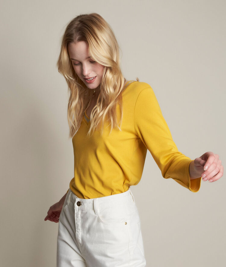 Tee-shirt jaune col fantaisie calypso miel.