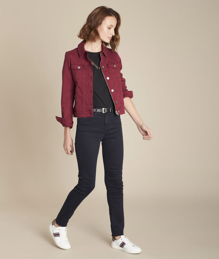 Tee-shirt noir encolure dentelle clelia noir.