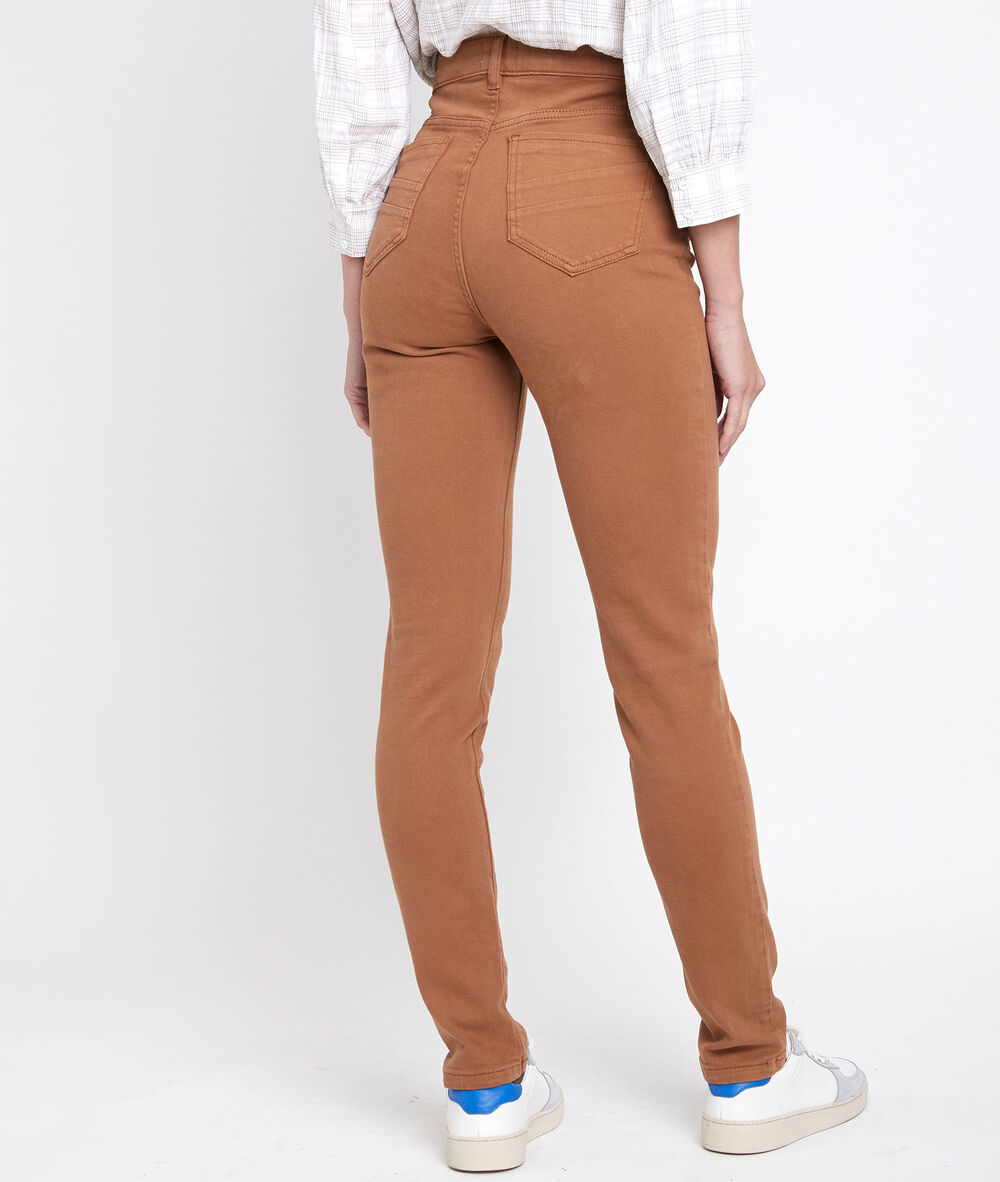 L'iconique slim : jean ocre en coton recyclé suzy ocre.