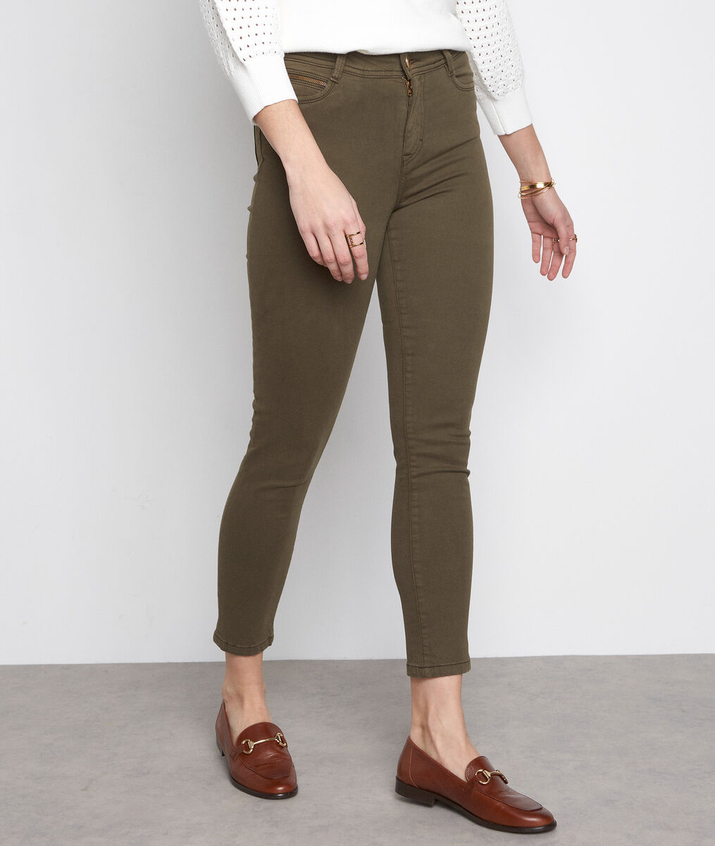 L'iconique slim satin de coton biologique et recyclé kaki Sultan | 1-2-3 L'iconique slim satin de coton biologique et recyclé kaki Sultan PhotoZ | 1-2-3