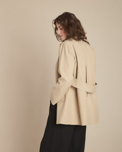 Trench camel qaina camel.