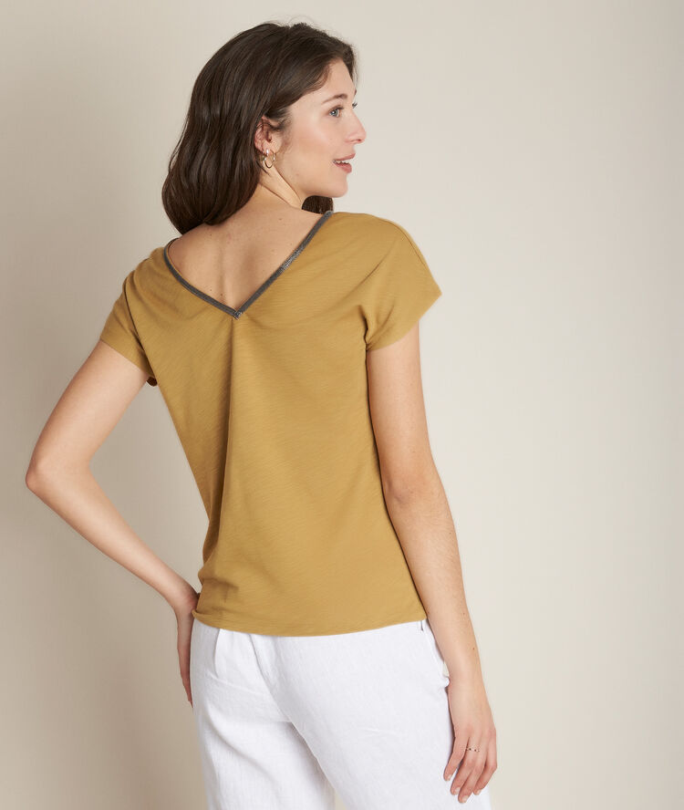 Tee-shirt ocre encolure perlée remy craie.
