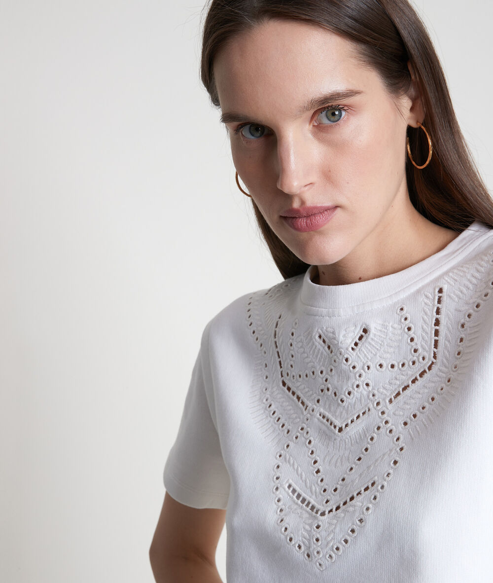 Tee-shirt en coton épais et broderies blanc elsa ecru.