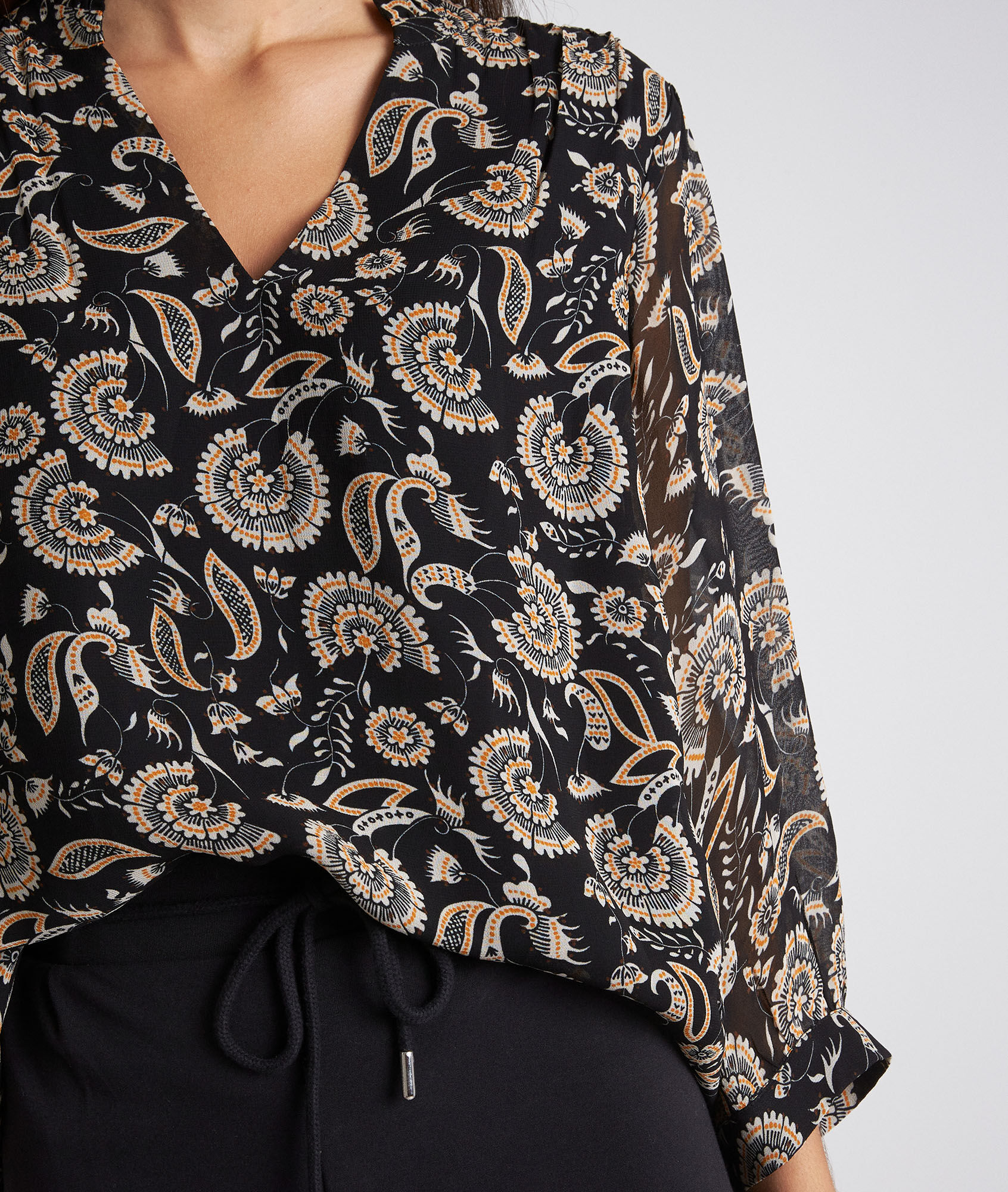 Blouse imprimée noire et blanche Leandra Femme | Maison 123