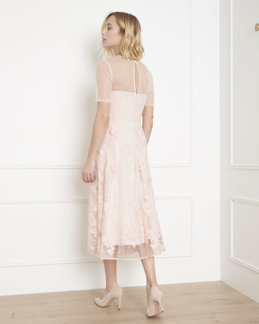 Robe poudre dentelle et tulle hester poudre.