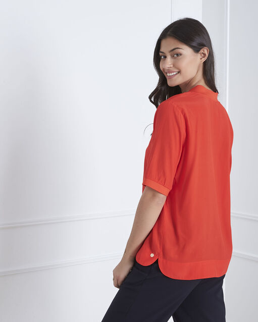 Blouse rouge col v fluide virginie geranium.