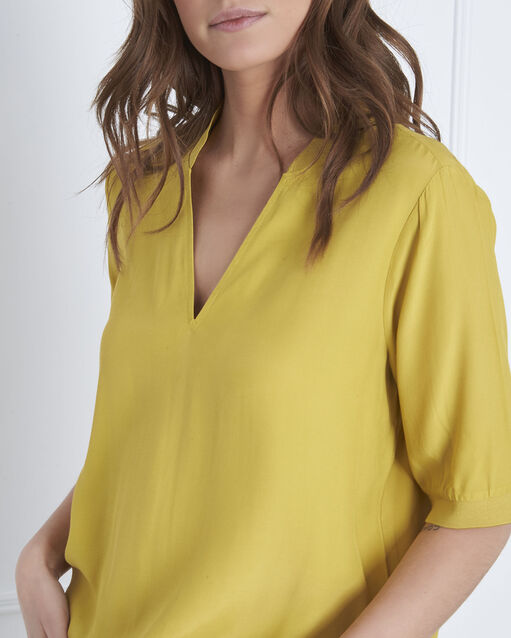 Blouse anis col v fluide virginie anis.