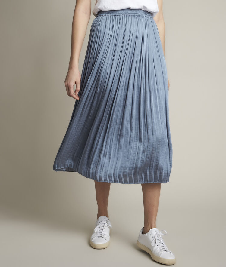 Jupe pliss&eacute;e satin lav&eacute; betty ciel.