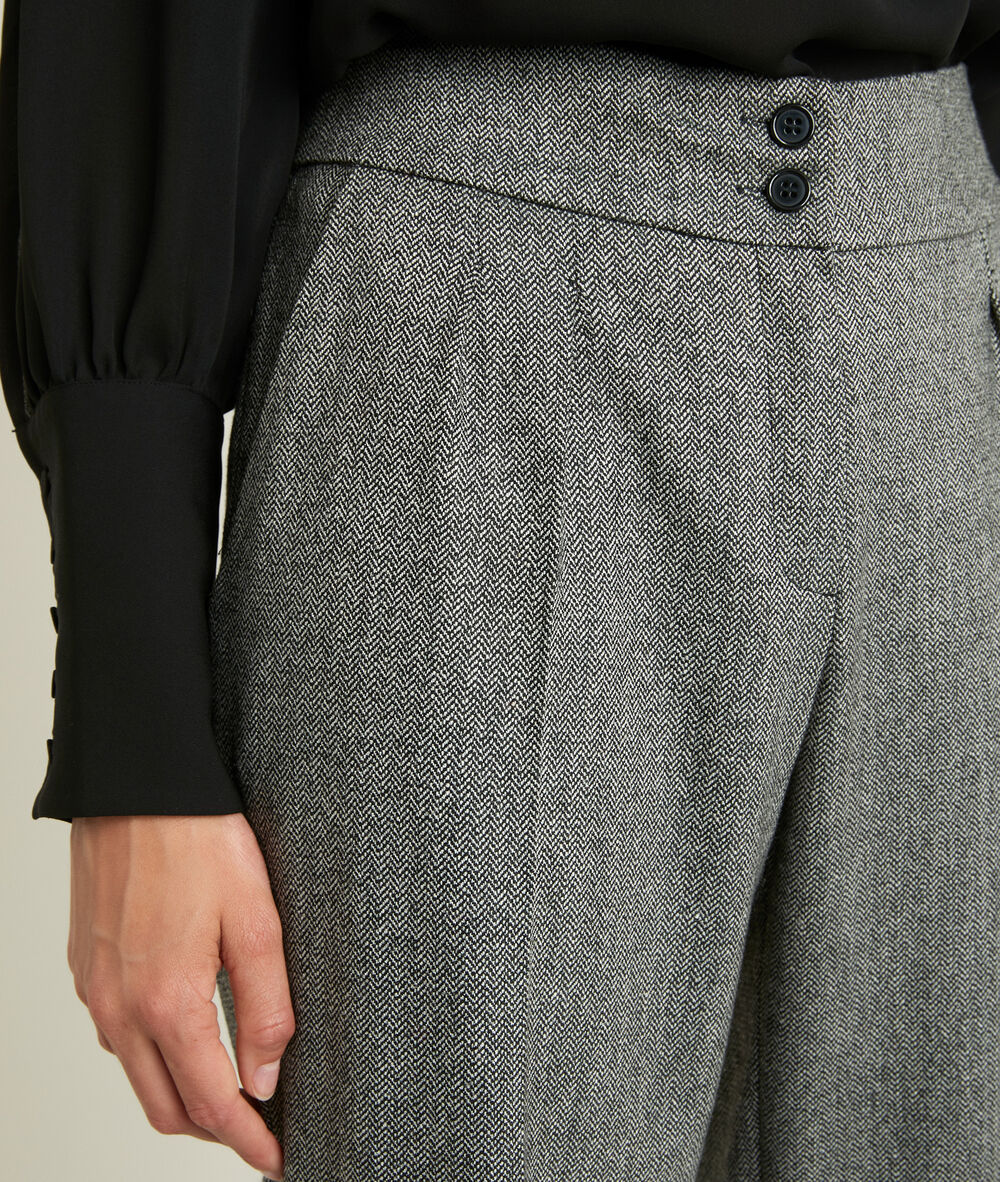 Pantalon large à chevrons malo gris perle.