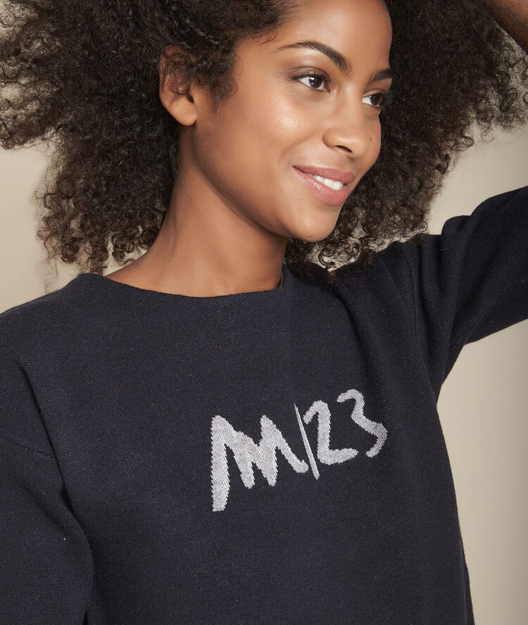 Pull marine avec logo fidji marine.