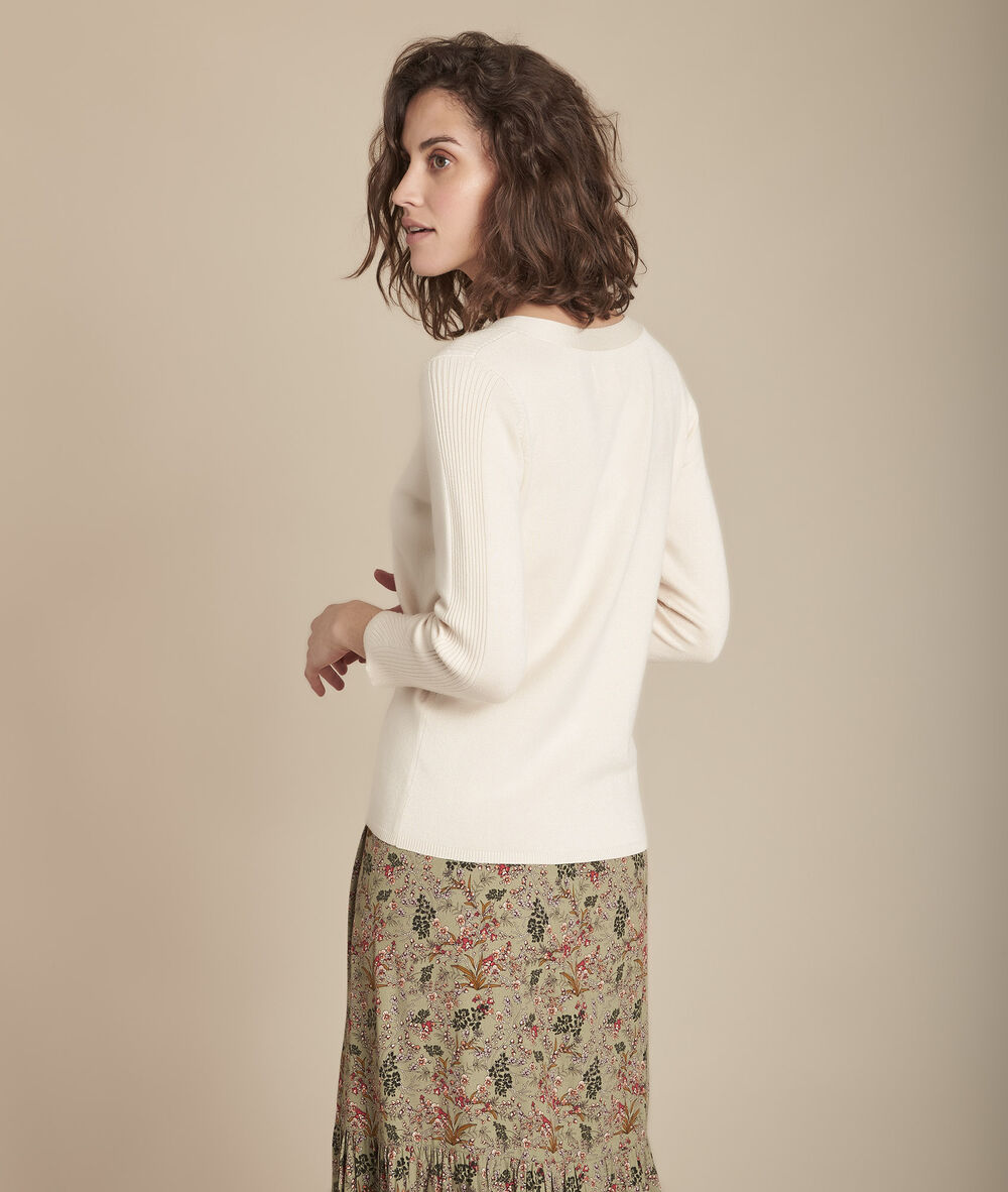 Pull beige jersey et côte fabienne ficelle.