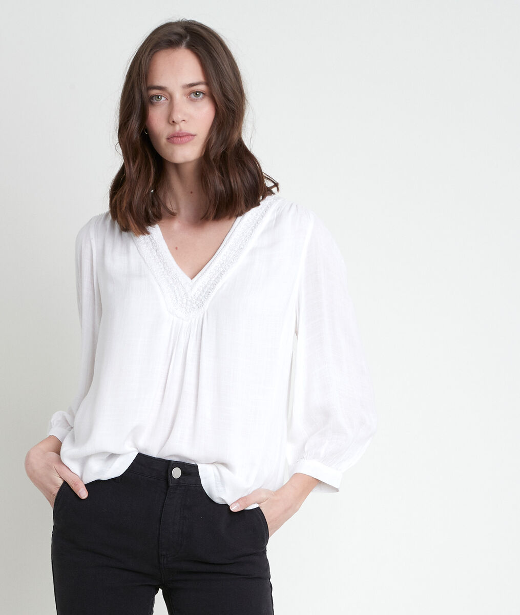 Blouse écru encolure brodée Taylor | 1-2-3 Blouse écru encolure brodée Taylor PhotoZ | 1-2-3