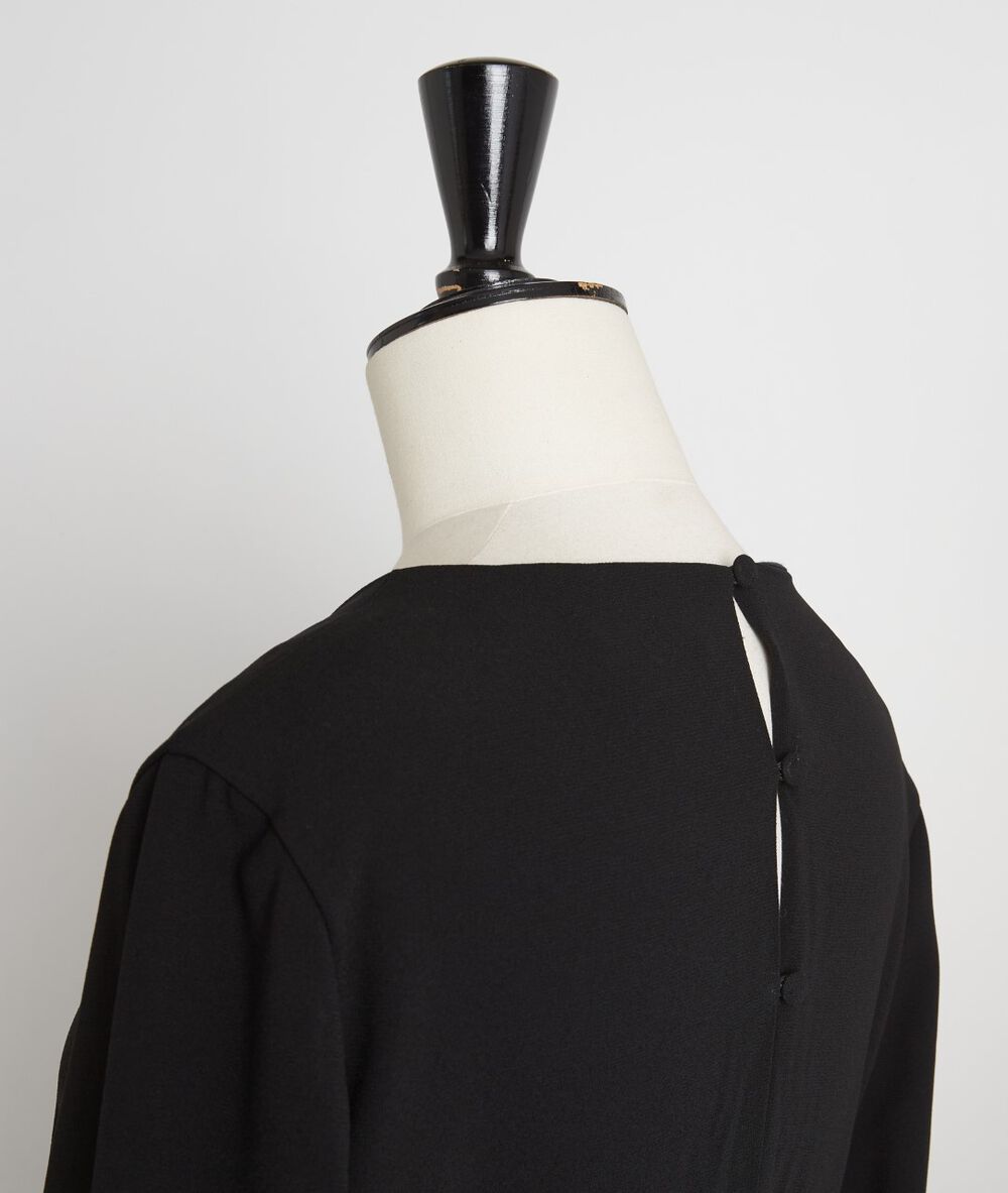 La petite robe noire idéale sienna noir.