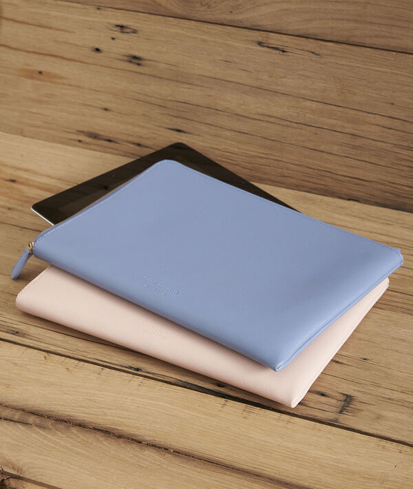 Housse Ipad rose pâle Brooklyn | 1-2-3 Housse Ipad rose pâle Brooklyn PhotoZ | 1-2-3
