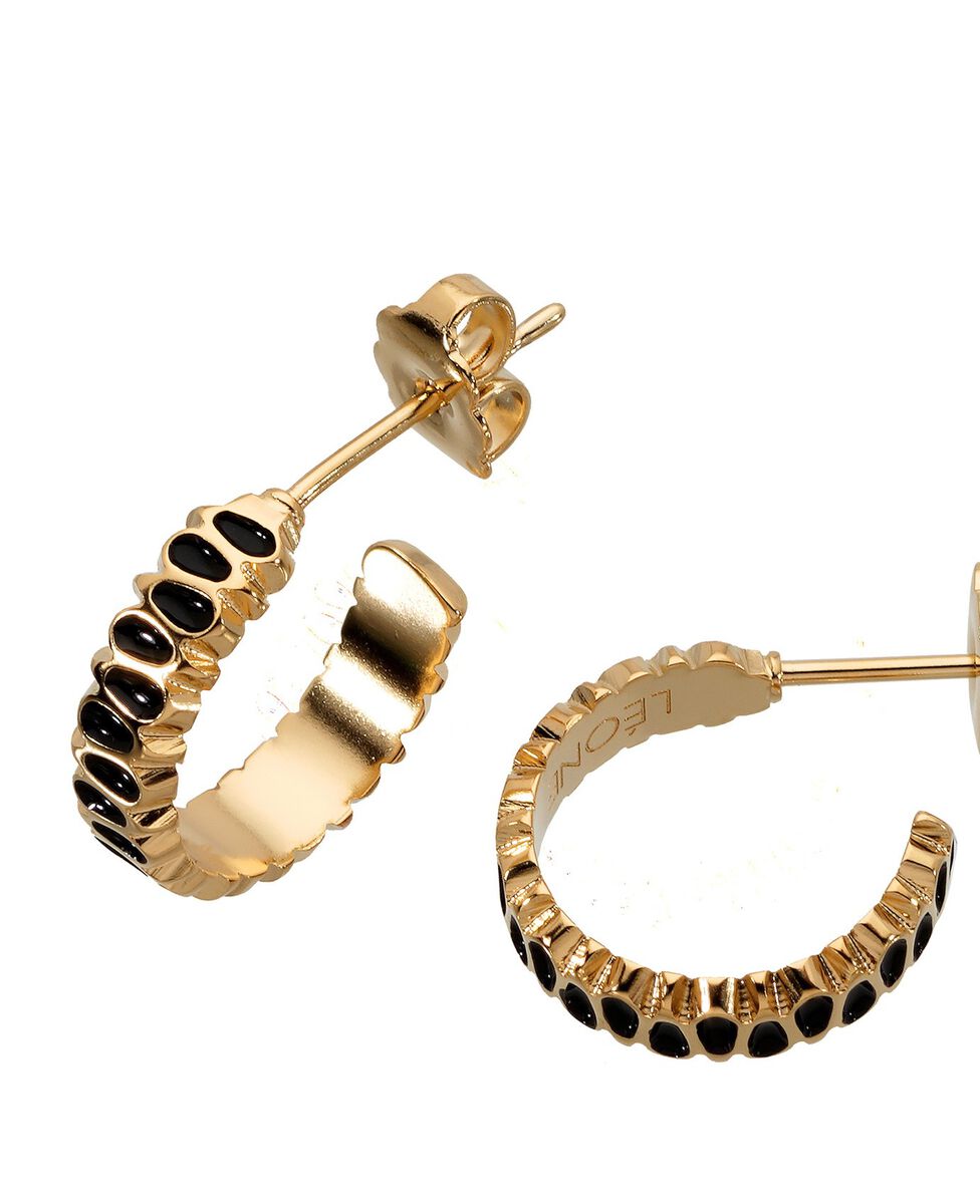 Boucles d'oreilles mini créoles pétale noir Bijoux Léone | 1-2-3 Boucles d'oreilles mini créoles pétale noir Bijoux Léone PhotoZ | 1-2-3