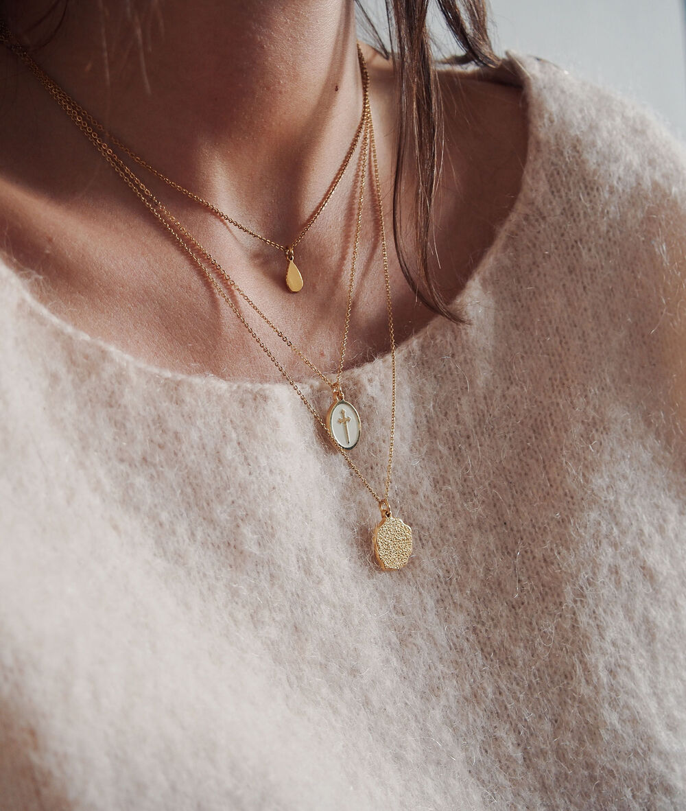 Collier m&eacute;daille laqu&eacute; &eacute;p&eacute;e ivoire or bijoux l&eacute;one.