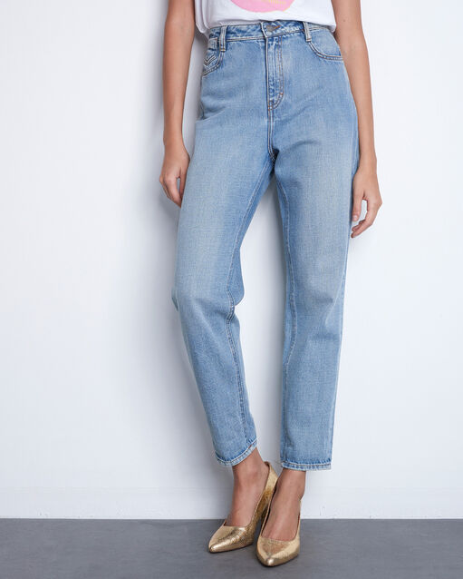 Die gebleichte lovely mum-jeans solene helles indigoblau.