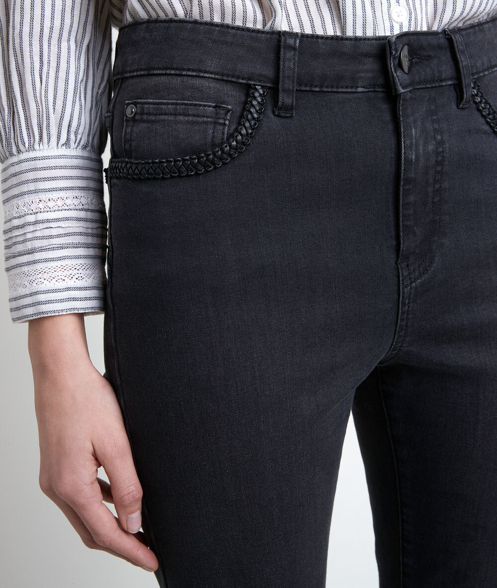 L'iconique slim jean tressé paco noir.