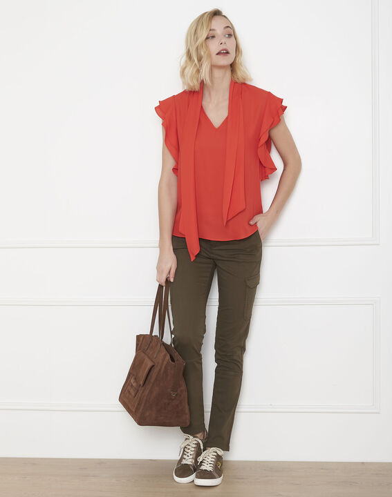 Blouse rouge volants et col lavallière Valina | 1-2-3 Blouse rouge volants et col lavallière Valina PhotoZ | 1-2-3