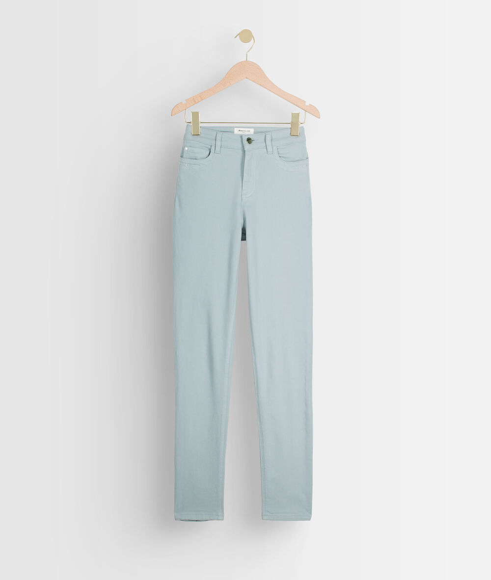 Jean slim suzy 2 en coton bio et recyclé céladon celadon.