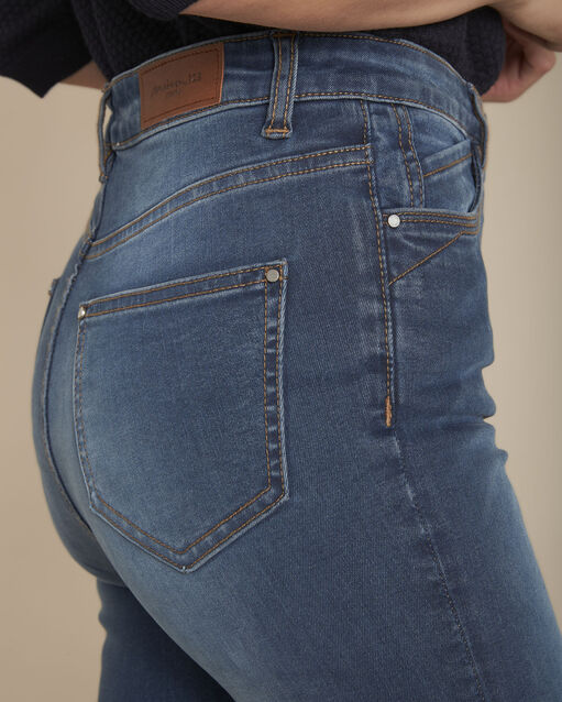 Le vertigineux sculpt jean stone used sabrina delave clair.