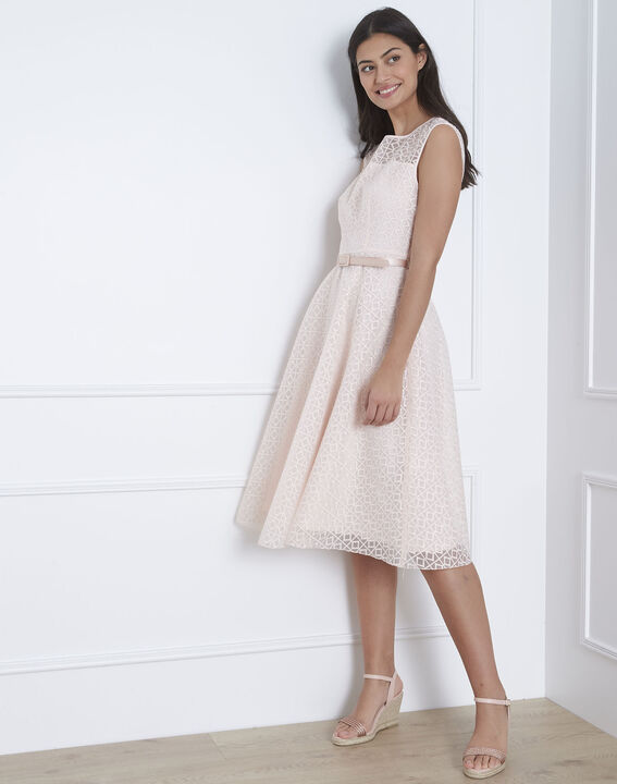 Puderfarbenes Spitzenkleid mit Gürtel Honorine | 1-2-3 Puderfarbenes Spitzenkleid mit Gürtel Honorine PhotoZ | 1-2-3