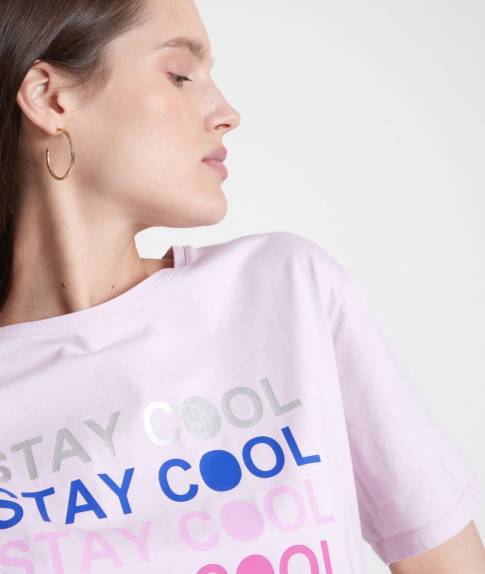 Paarse shirt van biologisch katoen met opschrift eliott parme.