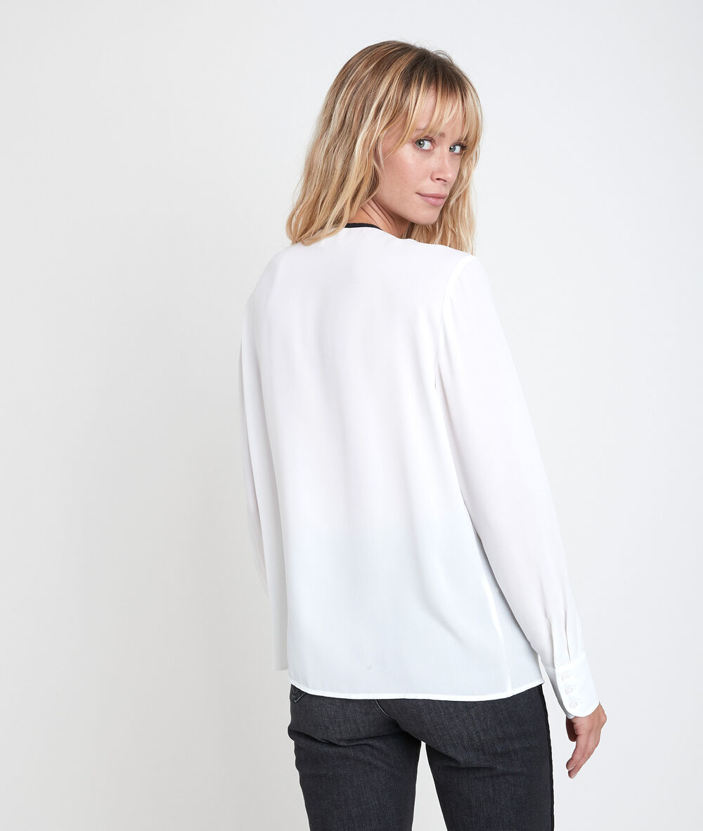 Blouse en polyester recyclé à plastron joséphine ecru.