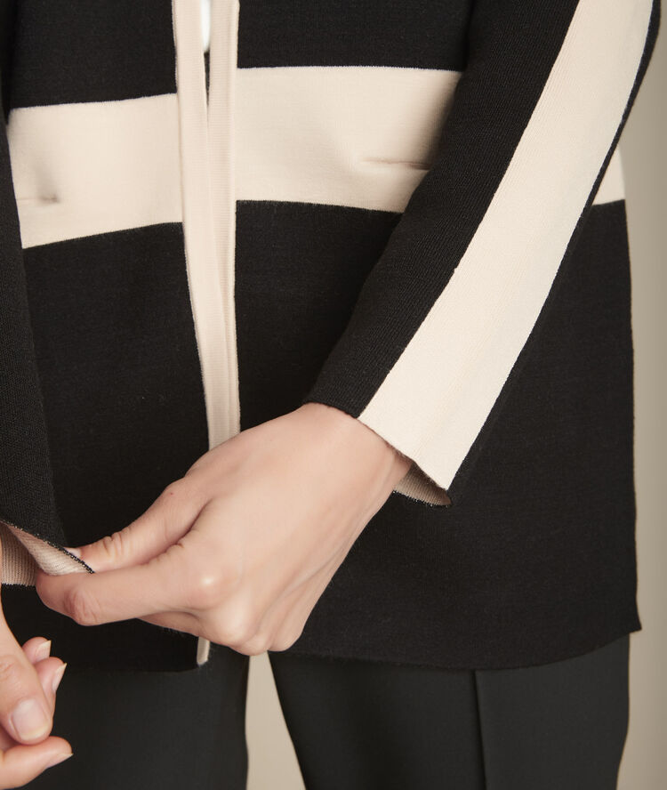 Veste en maille bicolore feerie noir.