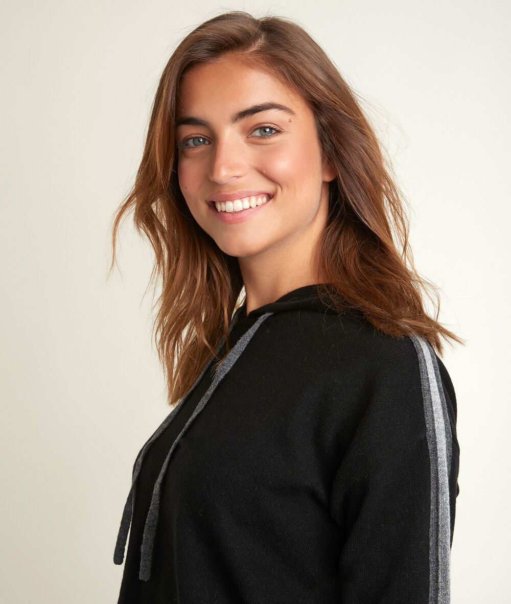 Sweat en laine et cachemire rituel noir.
