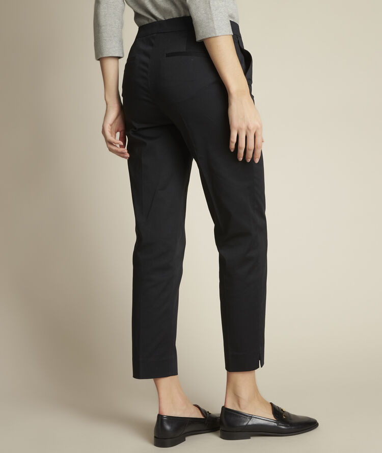 Pantalon cigarette noir rubis noir.