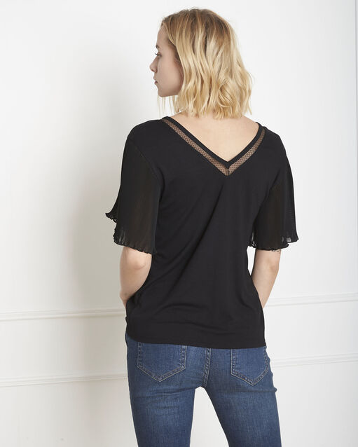 Blouse noire dentelle et plis victor noir.