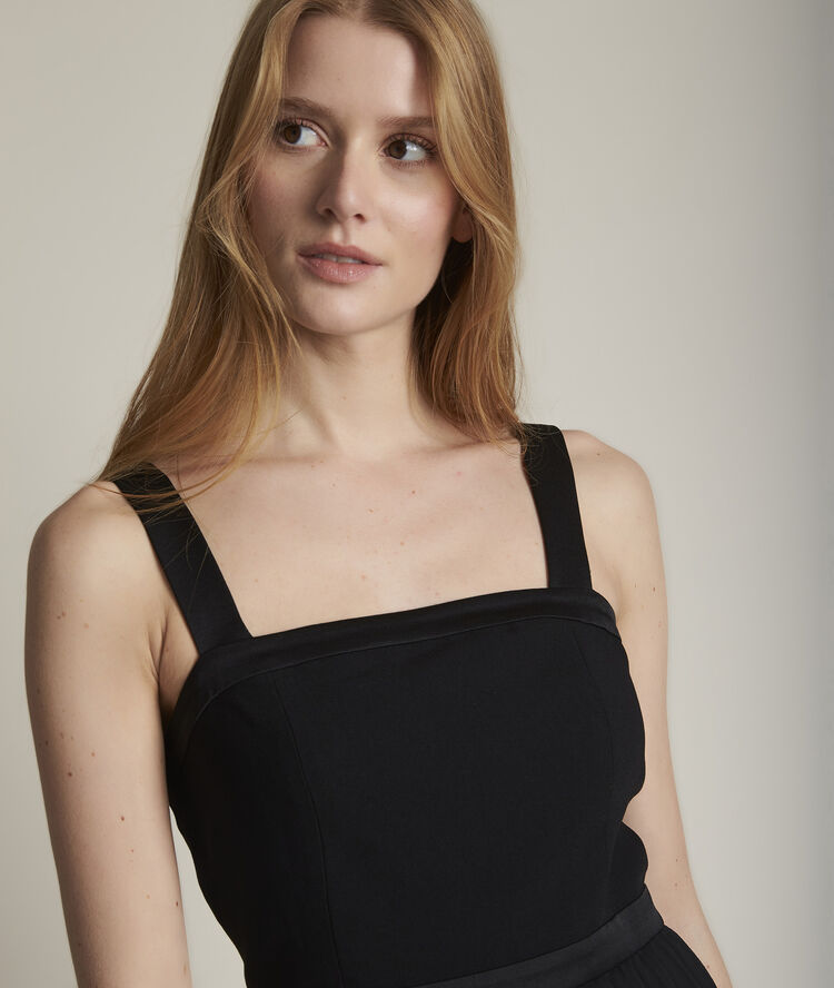 Robe à volants orelie noir.