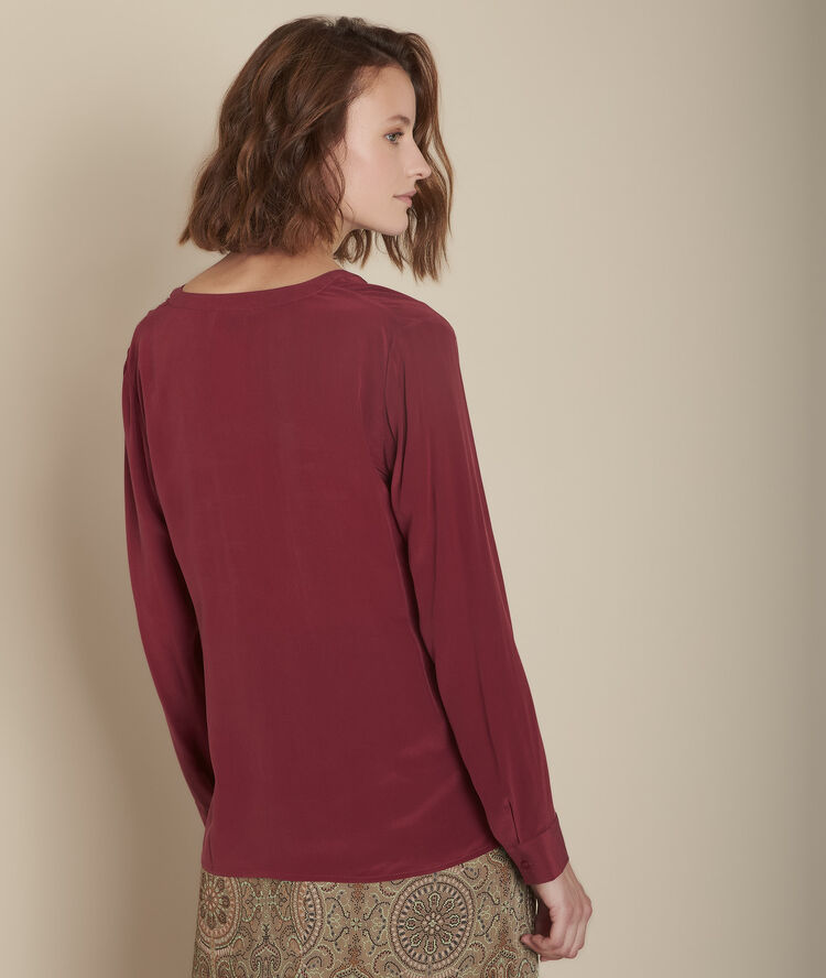 Merlotkleurige zijden blouse manel bordeaux.