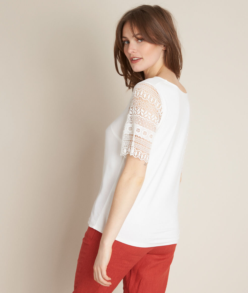 Tee-shirt en dentelle ready ecru.