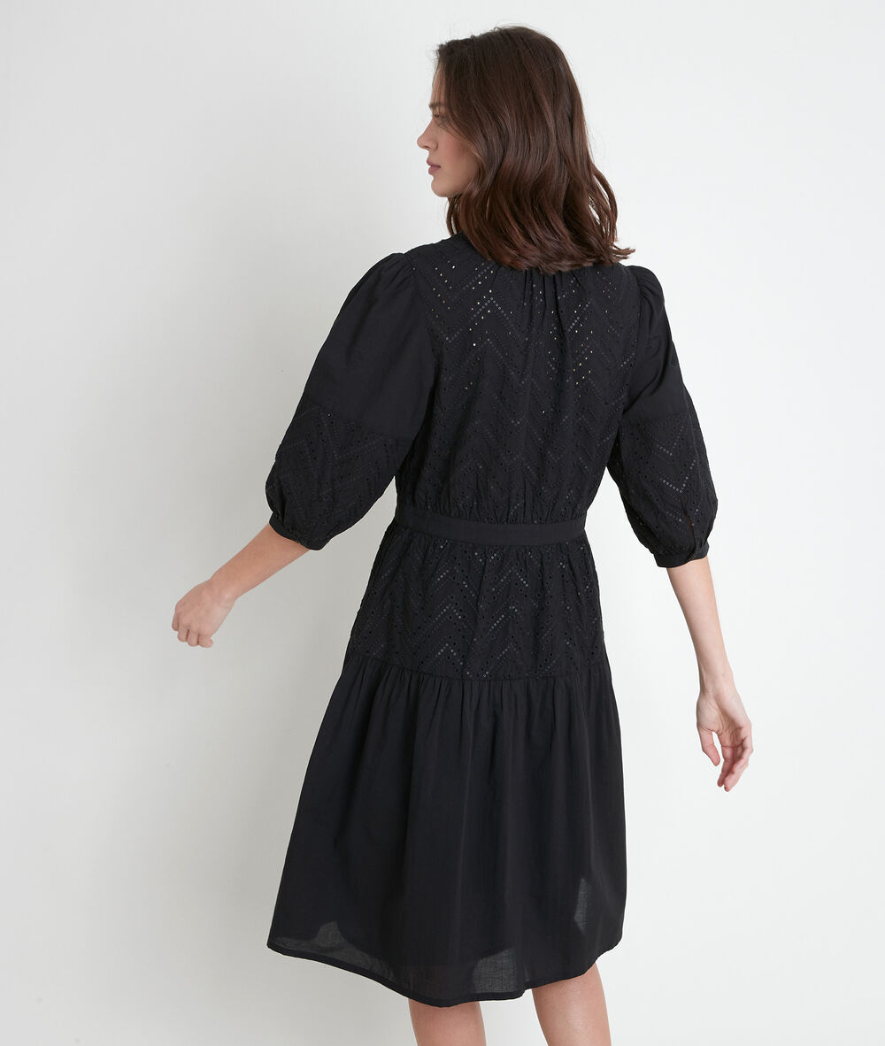 Robe noire brodée latifa noir.
