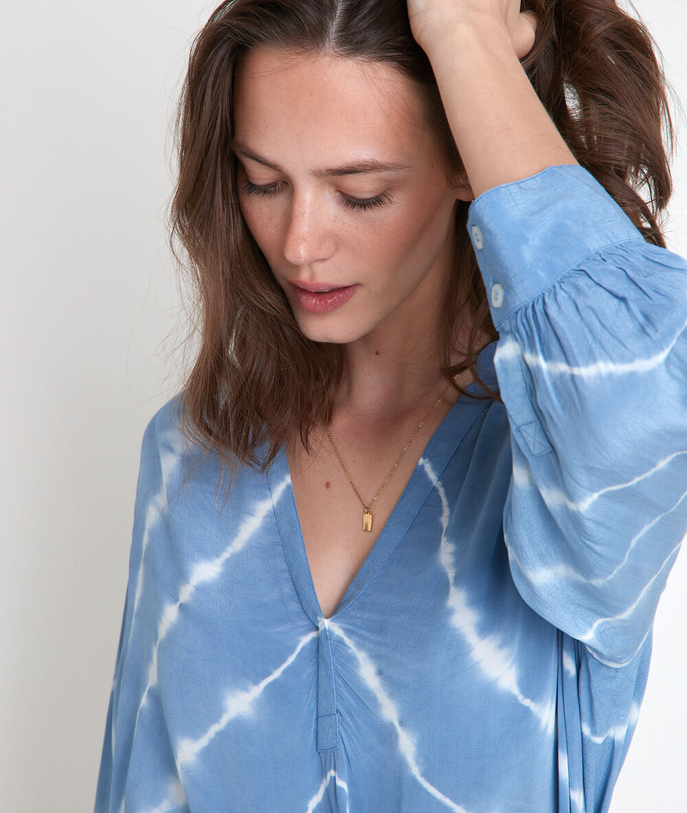 Blouse tie and dye bleu ciel tylia encre.