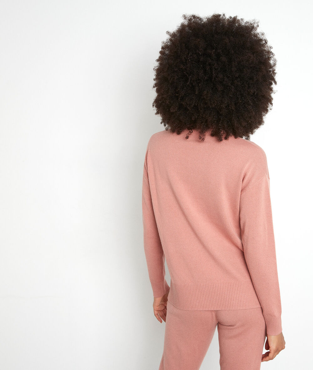 Blushroze trui met hoge kraag tibo blush.