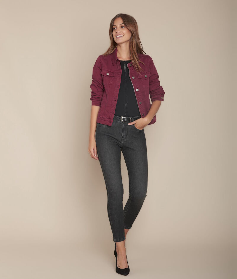 L'iconique slim stylised black sultan noir.