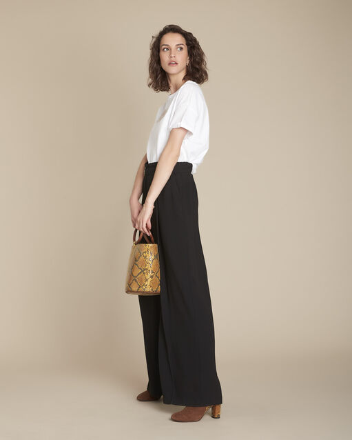 Breit geschnittene, schwarze hose mit g&uuml;rtel, emerick schwarz.