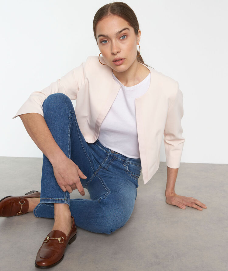 Bol&eacute;ro en microfibre lalie nude.