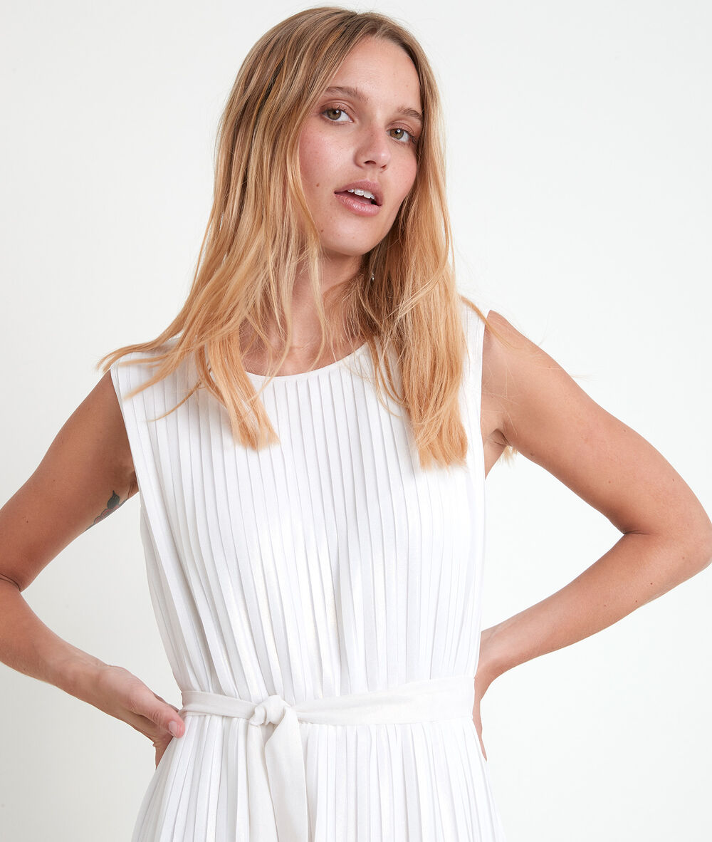 Robe plissée écrue irisée marlène ecru.