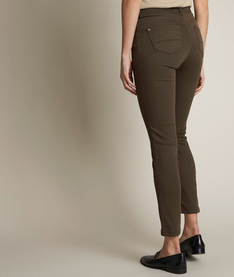 L'iconique slim kaki suzy kaki.