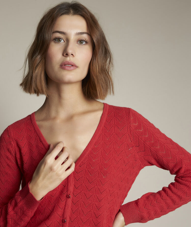 Gilet ajouré dalmatien fraise.
