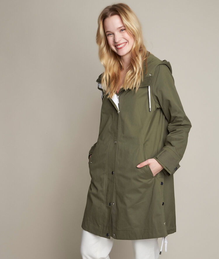 Khakifarbener parka fadela khaki.