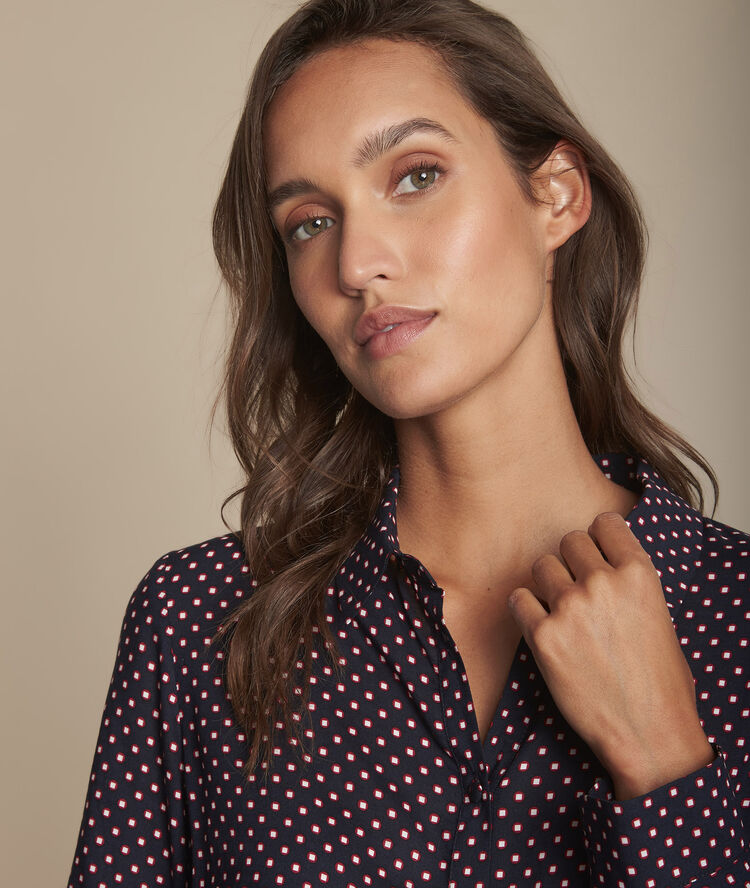 Chemise imprimé pois manille marine.