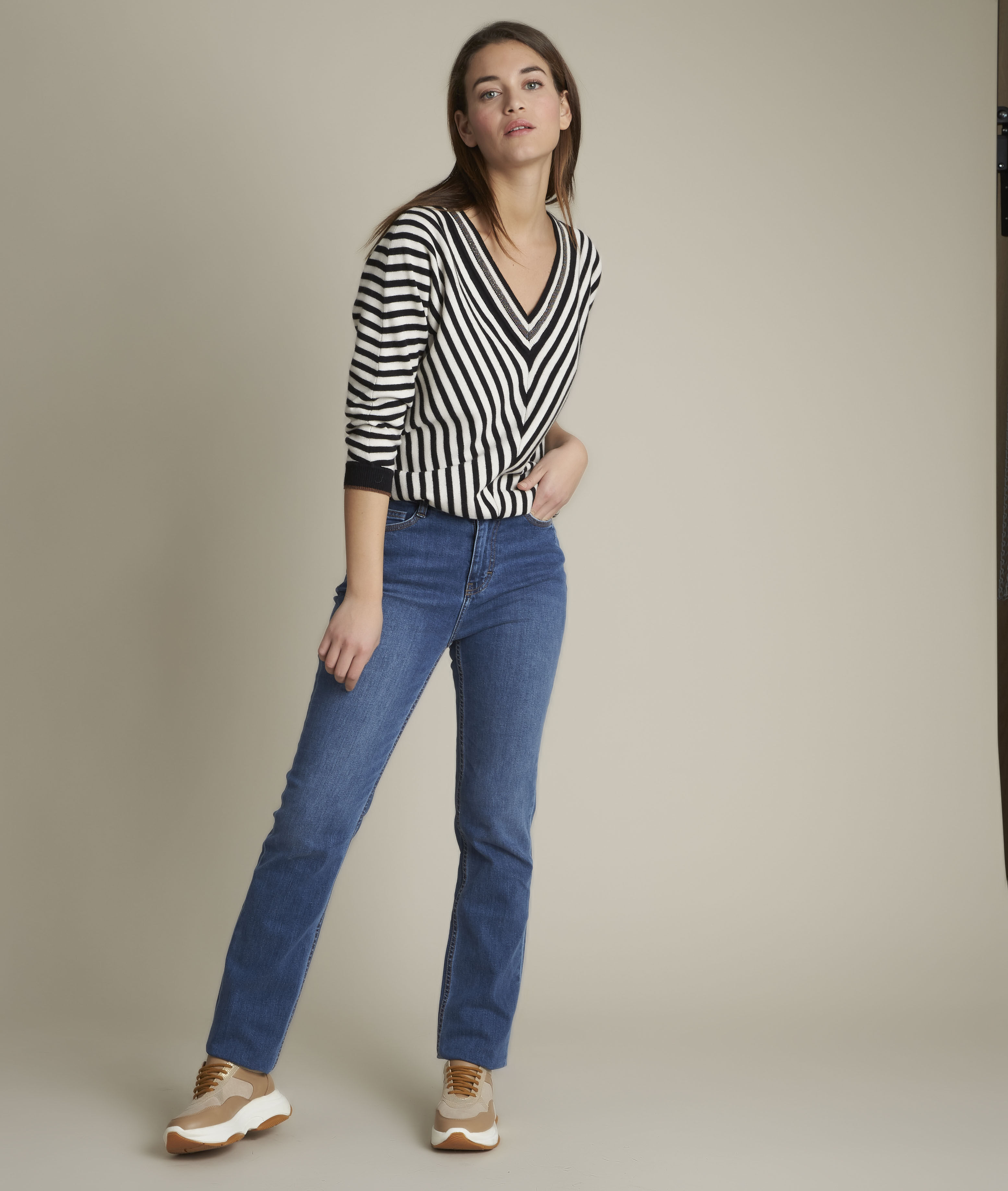 Pull rayé col V Dollar Femme | Maison 123 Pull Col V En Laine Et Cachemire Noir Maison 123 Femme