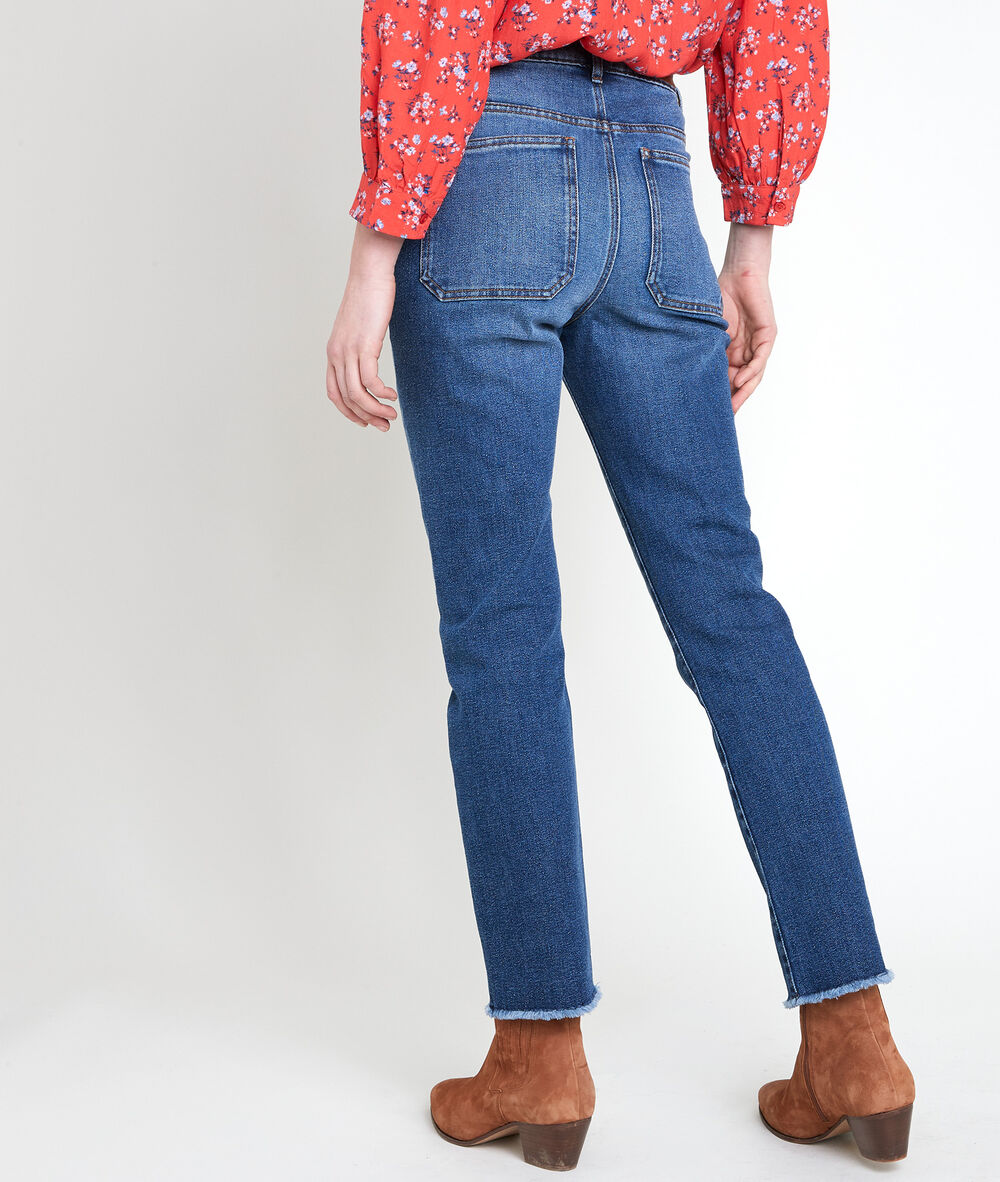 Jean droit raw cut en coton recyclé patience stone used.
