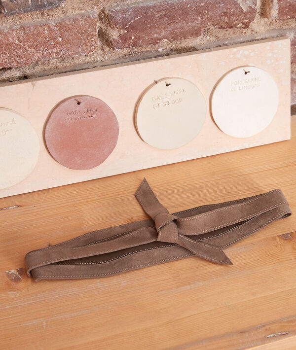 Ceinture large en cuir beige Eddy | 1-2-3 Ceinture large en cuir beige Eddy PhotoZ | 1-2-3